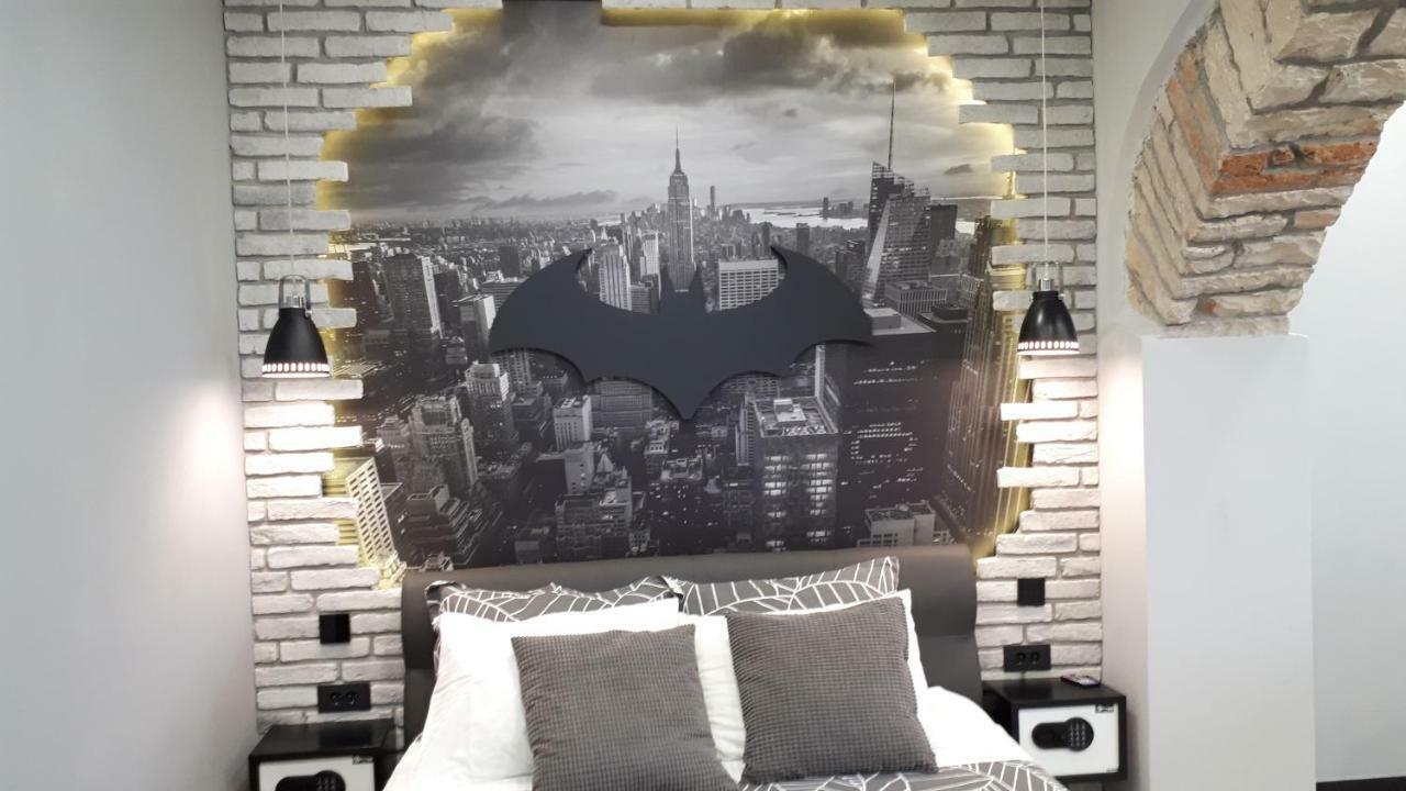 Batcave Pula Exterior foto
